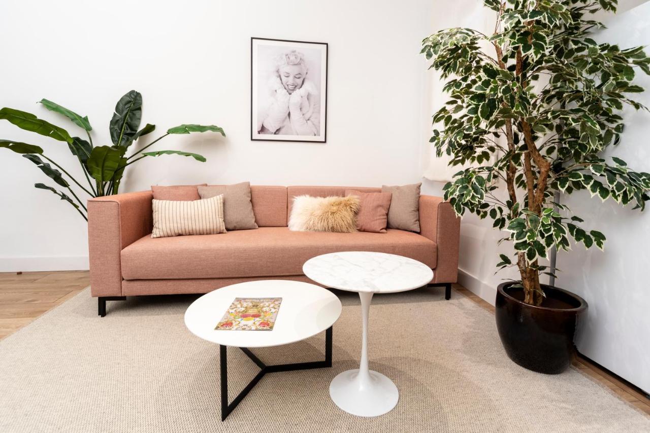 Apartment Real By Recordis